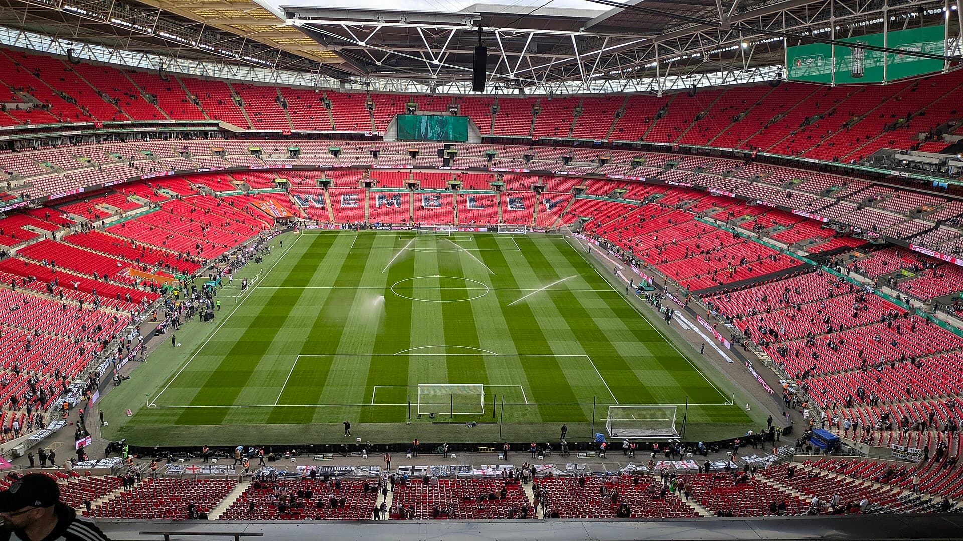 Stade de Wembley avant une rencontre, illustration de « Stade Rennais : Franck Haise lance un grand ménage dans son effectif »