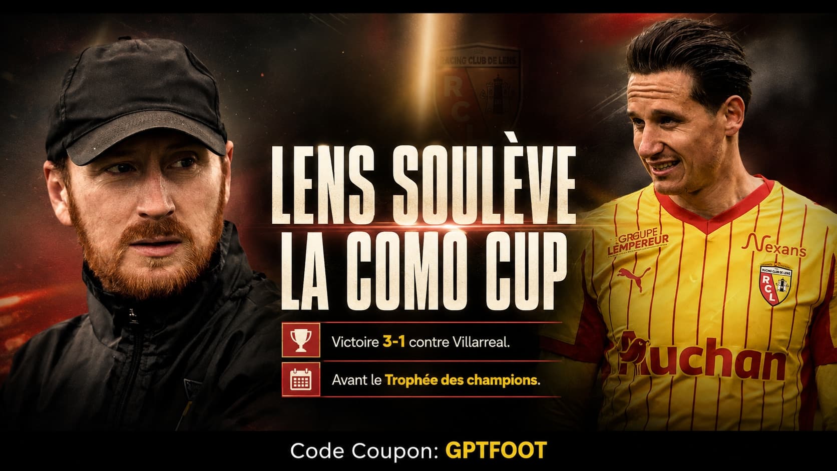 Logo du RC Lens sur un terrain de football lors d'un match de préparation